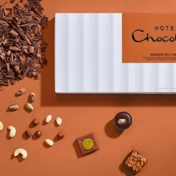 Exquisitely Nutty Sleekster with Pink Sleeve<Hotel Chocolat Outlet